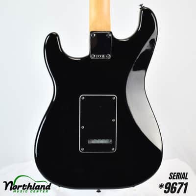 Fender Standard Stratocaster HSS - Black - *9671 image 4