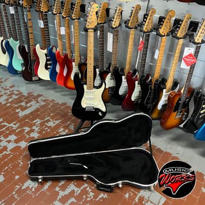 Fender   American Standard Stratocaster Black 1993 image 11