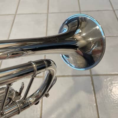 Serviced Yamaha YTR-8335 Xeno Trumpet (Ready to Play) - Excellent Condition - Plays Like a Dream! image 8