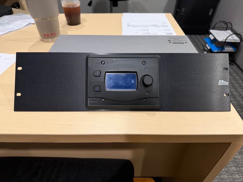 BSS BLU-10 Programmable Wall Controller w/ Rack Mount Panel image 1