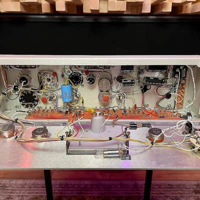 Universal Audio Teletronix LA-2A Leveling Amplifier / Optical Compressor. LA 2A LA2A image 14