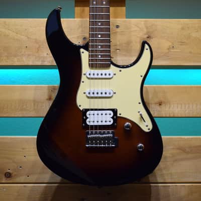 Yamaha Pacifica PAC 112 V HSS Old Violin Sunburst Electric Guitar in Very Good Condition image 5