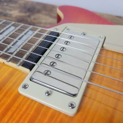 2011 Epiphone Les Paul Ultra III - Cherry Burst image 10