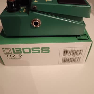Boss TR-2 Tremolo (Silver Label) 1997 - Present - Green image 2