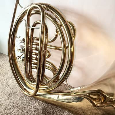 CONN 14D Single French Horn "F" W/ Original Conn Hardcase PLAYER image 8