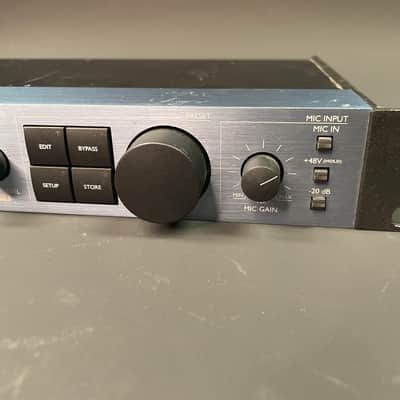 TC-Helicon VoiceWorks Plus Vocal Harmonizer Processor + (2) MP-75 Mic Bundle | Tested image 3