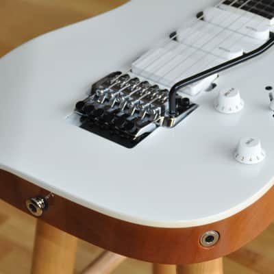 IBANEZ RG5440C PW Pearl White / RG Prestige Series / Made In Japan / RG5440C-PW / F2316122 image 4