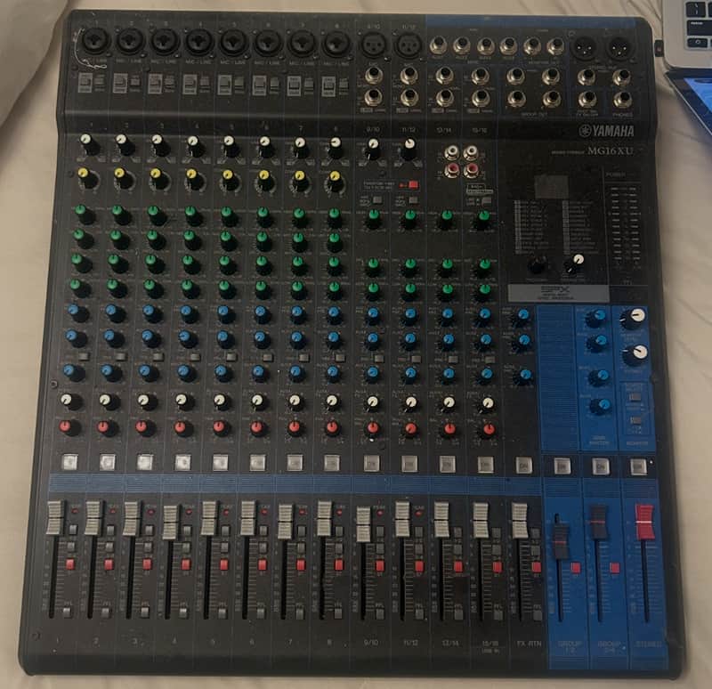 Yamaha MG16XU 16 Channel Analog Mixer image 1