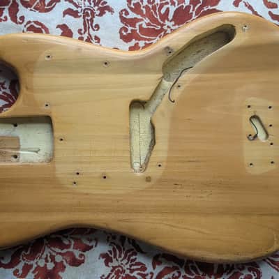 Fender Musicmaster bass 1973 body natural image 1