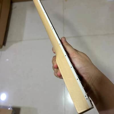 Maple Electric Guitar Neck, Rosewood 24 Frets Locking Nut image 4