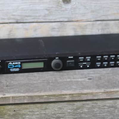 Alesis d-4 sampler image 2