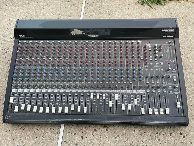 Mackie SR24.4 24x4x2 4-Bus Mixing Console | Reverb