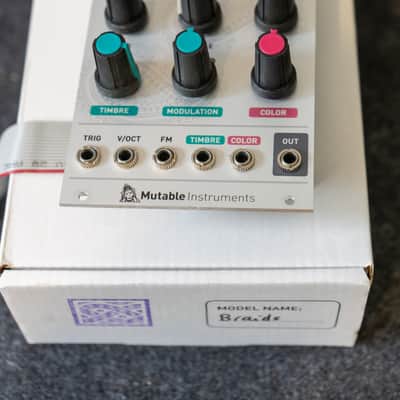 Mutable Instruments - BRAIDS macro oscillator - Eurorack modular, Original Box image 4