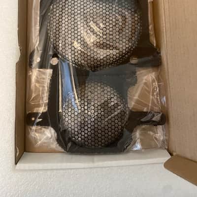 KRK V4 Series 4  - 2 Way 4" Active Studio Monitor (Pair) image 6