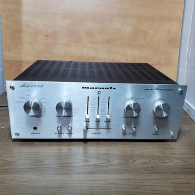 Marantz Model 1090 45-Watt Stereo Solid-State Integrated Amplifier 1977 - 1978 image 1