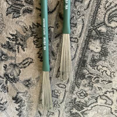 Vic Firth SB Split Brushes (Pair) image 5