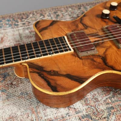Jesselli 14" Walnut and Gold Leaf Hollow Body Circa 1988 - Natural. image 6