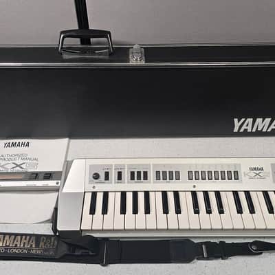 Buy used Yamaha KX-5 keytar silver with original case