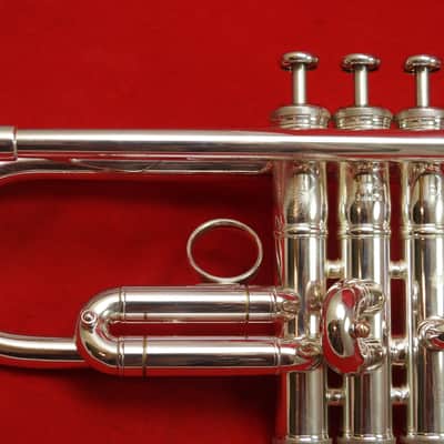 Yamaha YTR-8345R Gen II Xeno Bb Trumpet 2020 - Yellow Brass/Silver Plated image 2
