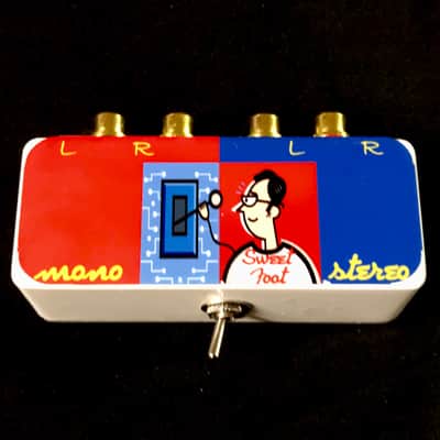 Stereo to Mono RCA Switch - HANDMADE IN THE USA by sweetfootpedals image 2