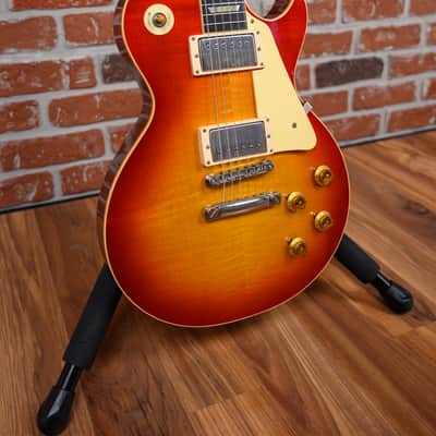 Gibson Custom Shop 1958 Les Paul Standard Reissue Murphy Lab Ultra Light Aged Cherry Burst 2024 w/OHSC image 9