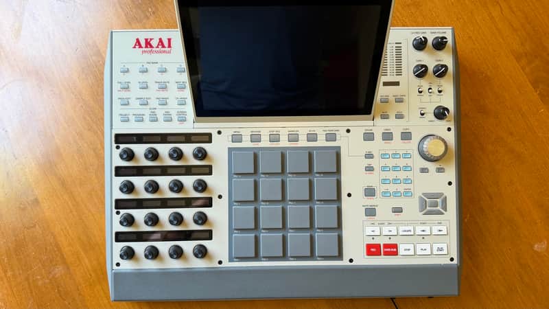 Akai MPC X Special Edition Standalone Sampler / Sequencer 2023 - Present - Grey image 1