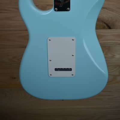 Fender Partscaster Strat 2015 - Daphne Blue image 5