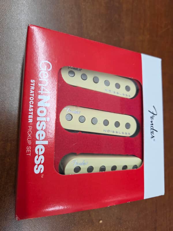 Fender Noiseless Gen4 strat pickup set open package t image 1