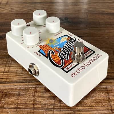 Electro-Harmonix EHX Canyon Delay & Looper Guitar Effect Pedal & AC Adapter image 3