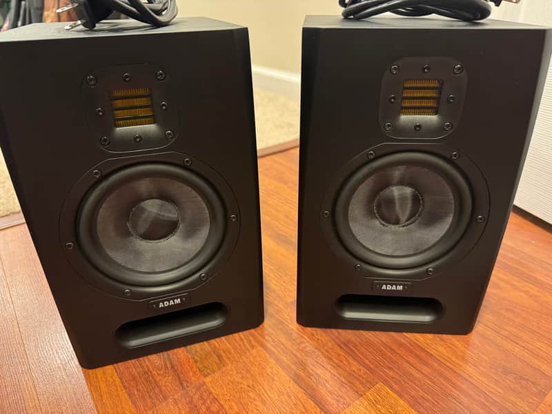 ADAM Audio F5 Active Nearfield Monitors (Pair)- Black image 1