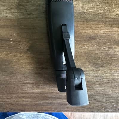 Sennheiser MD 421 II Dynamic Microphone w/ Clip & Case – Tested Working image 6
