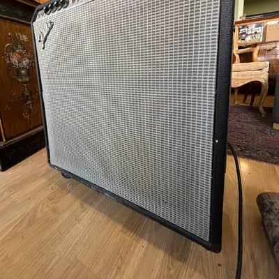 Vintage 1980 Fender Super Reverb Silverface 70 W 4x10" Guitar Combo Tube Amplifier w foot switch image 3