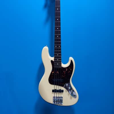 Fender Jazz Bass Deluxe Series 2009 - Olympic White image 2