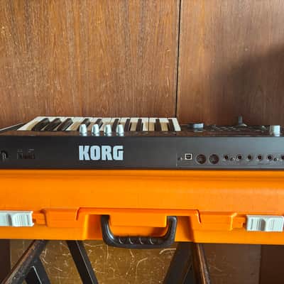 Korg micro X synthesizer/controller Black w/ case, power supply microX image 7