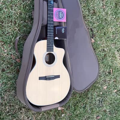Taylor 214ce-N 2022 - Present - Natural image 4