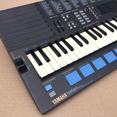 Yamaha PSS-680 Music Station Vintage FM Synthesizer Keyboard image 2