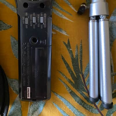 Zoom H1n Handy Recorder 2018 - Black image 2