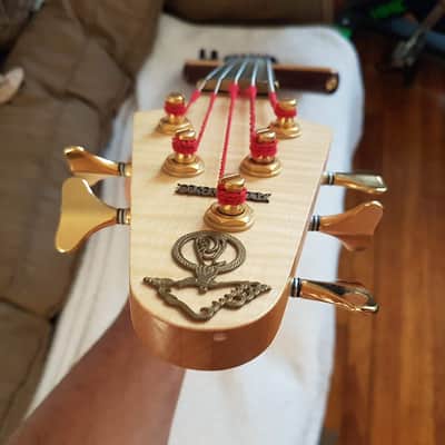 Alembic Epic 5-String Bass image 5