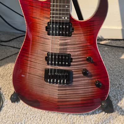 Schecter Sunset 24 Hipshot USA Custom 2021 - Red Stain/Black Burst image 3
