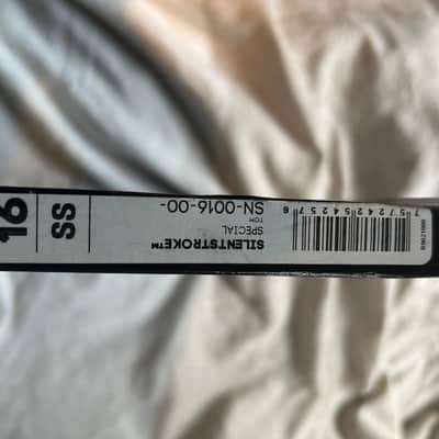 Remo Silentstroke Drum Head 16" 2010s - White image 2