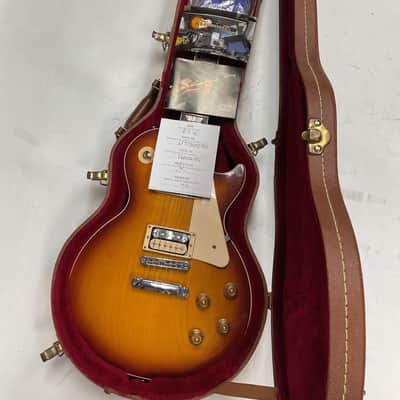 Gibson Les Paul Traditional Pro 3T with Tulip Locking Tuners 2016 - Honey Burst image 15