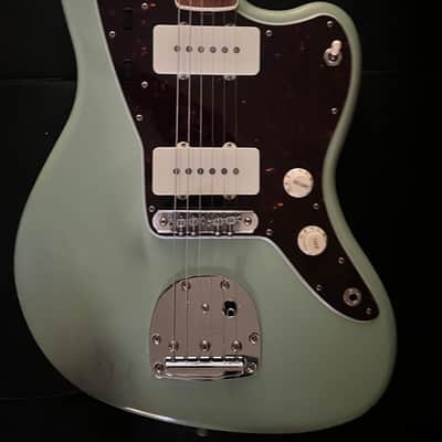 Fender Limited Edition 60th Anniversary Classic Jazzmaster with Matching Headstock Pau Ferro Fretboard 2018 - Mastery Bridge - Daphne Blue image 2