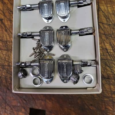 Vintage 1960's New Old Stock Grover Imperial Model 150 Guitar Tuner Set Grommets Screws Opened Box Luthiers Parts image 2