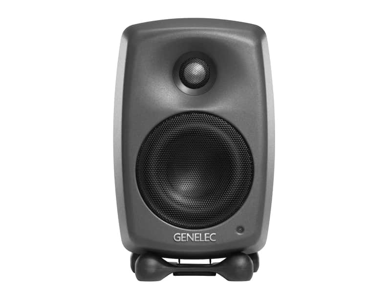 GENELEC 8320APM Smart Active a Due Vie image 1