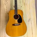 Martin D-18 1966 - Natural (video)