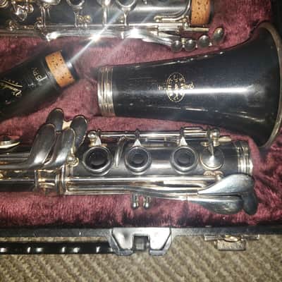 Buffet Crampon E11 Clarinet W/ R13 Barrel, Vandoren 5RV Mouthpiece! image 2