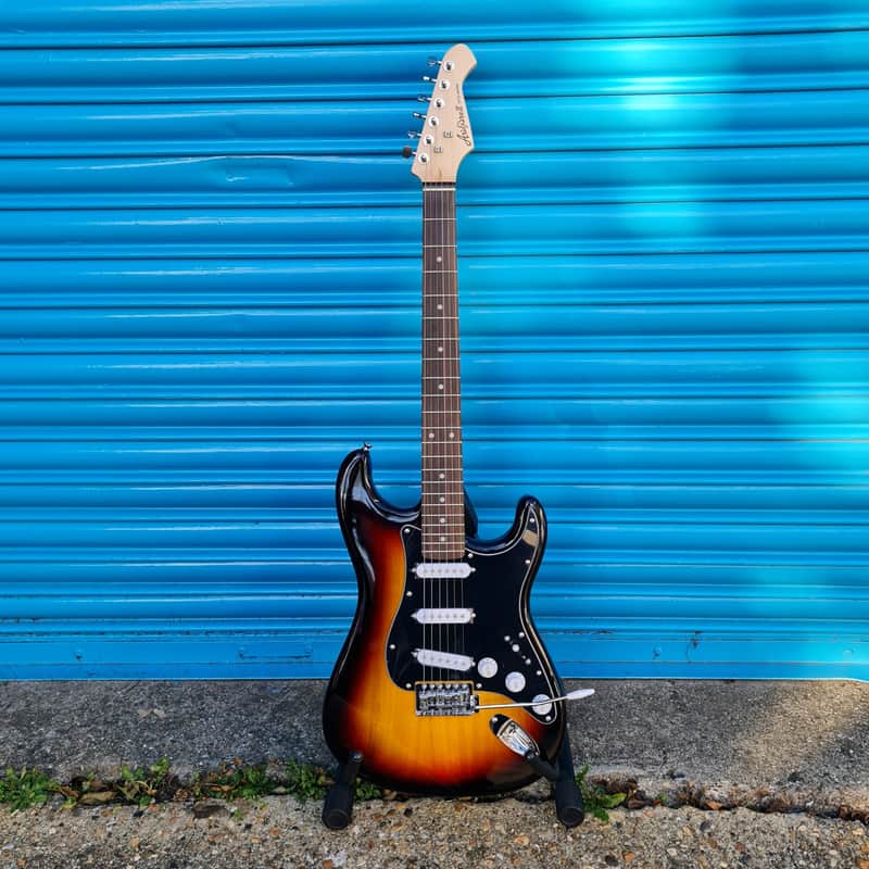 Aria STG-003 Electric Guitar - with Black Scratch Plate / Righ...