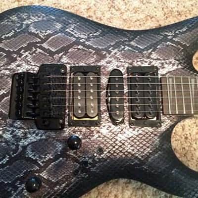 Cort X-6VPR-BKS Snake Skin electric guitar w/DiMarzio Super Distortion Bridge Pickup image 3