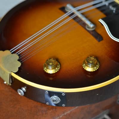 Vintage 1957 Gibson EM-200 solidbody electric florentine mandolin image 18
