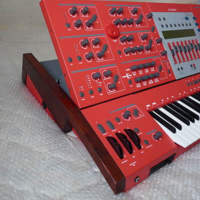 Waldorf Wave 32 voices Cadmium Red Edition image 7